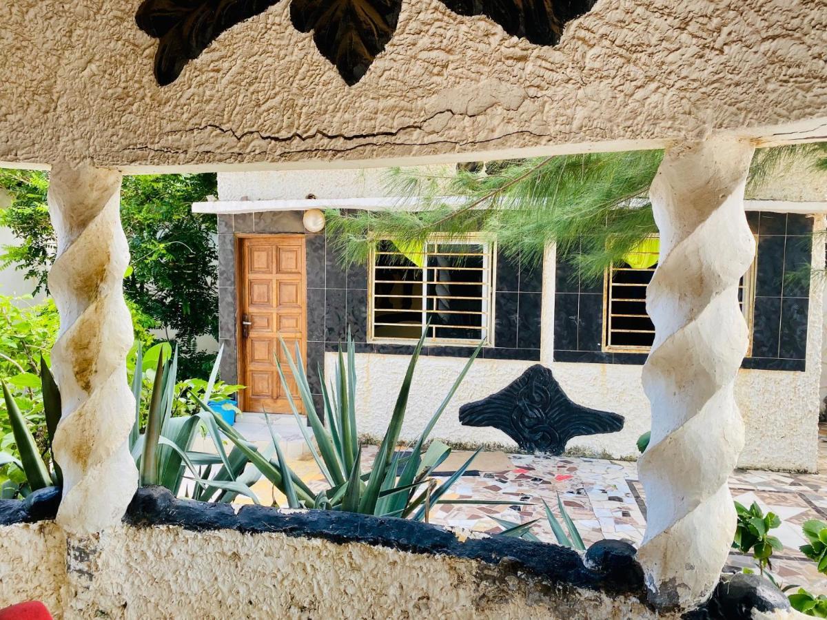 Jungle Beach Resort Sanyang Εξωτερικό φωτογραφία